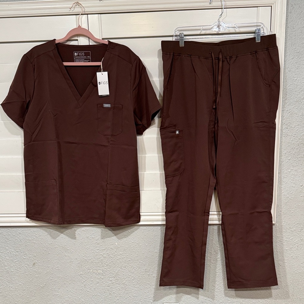 Figs Chocolate Brown Scrub Set